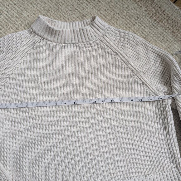 100% Cotton Shaker Stitch Sweater in Bone White - XS Crop - Picture 5 of 7